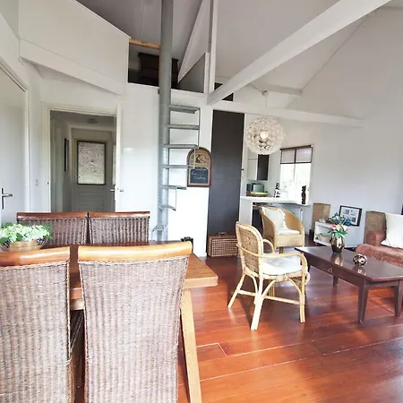 Quaint Cottage Near The Border With Lake View Wilsum